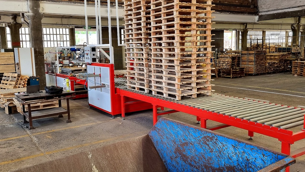 Clavadora palets CNC D602A